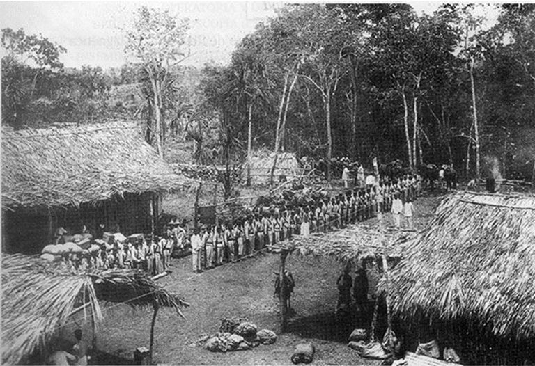 Mayas rebeldes en Chan Santa Cruz Mayas rebeldes en Chan Santa Cruz