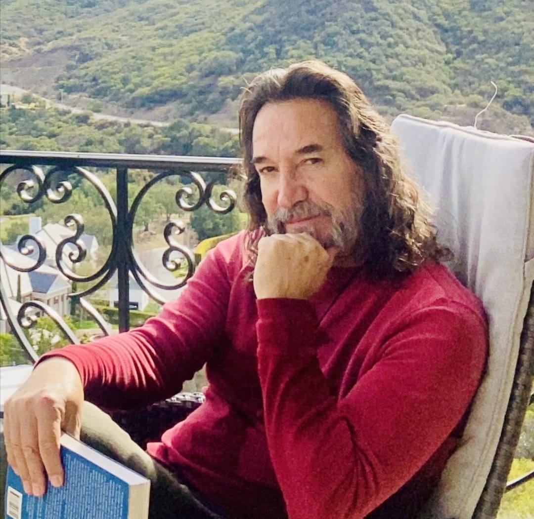 Marco Antonio Solís es bastante activo en redes sociales