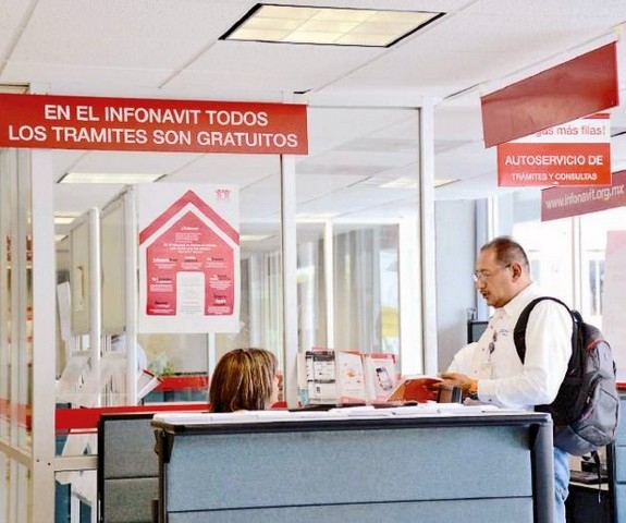 La funcionaria deberá restablecer el diálogo social entre trabajadores, empresarios y gobierno e informar y otorgar facilidades a los beneficiarios