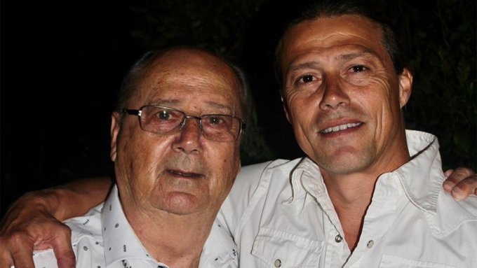 Matías Ameyda y su padre Óscar Almeyda. Matías Ameyda y su padre Óscar Almeyda.