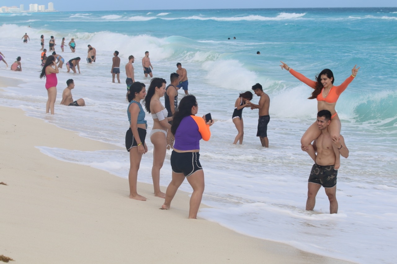 Vendedores que dependen del turismo, confían que este fin semana repunte el número de visitantes Vendedores que dependen del turismo, confían que este fin semana repunte el número de visitantes
