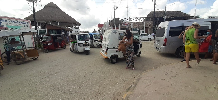 Autoridades de Chiquilá pondrán orden al servicio de mototaxis en el puerto