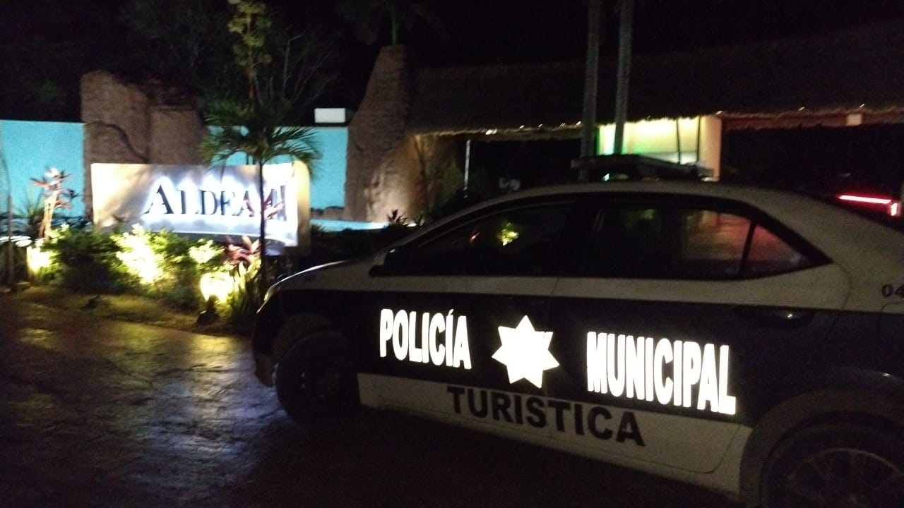 Al lugar llegaron agentes ministeriales de Puerto Morelos y Servicios Periciales de Benito Juárez Al lugar llegaron agentes ministeriales de Puerto Morelos y Servicios Periciales de Benito Juárez