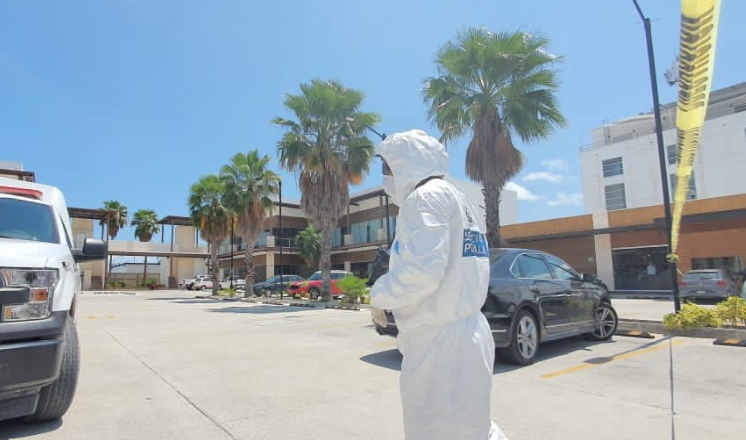 Realizan disparos en una plaza comercial ubicada en la avenida Bonampak de Cancún Realizan disparos en una plaza comercial ubicada en la avenida Bonampak de Cancún