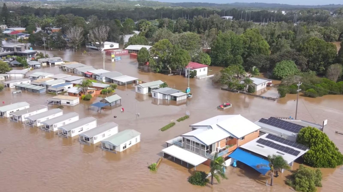 Cientos de personas fueron desalojadas de sus casas