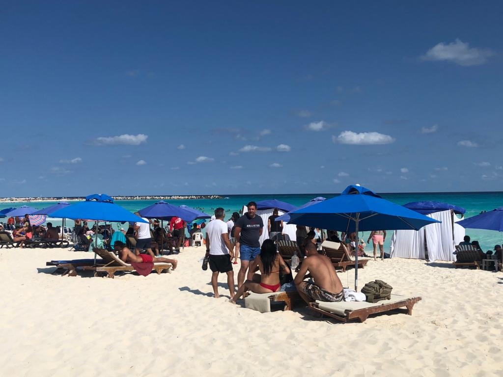 La Zona Hotelera recibe a miles de turistas a pocos días del inicio de las vacaciones de Semana Santa La Zona Hotelera recibe a miles de turistas a pocos días del inicio de las vacaciones de Semana Santa