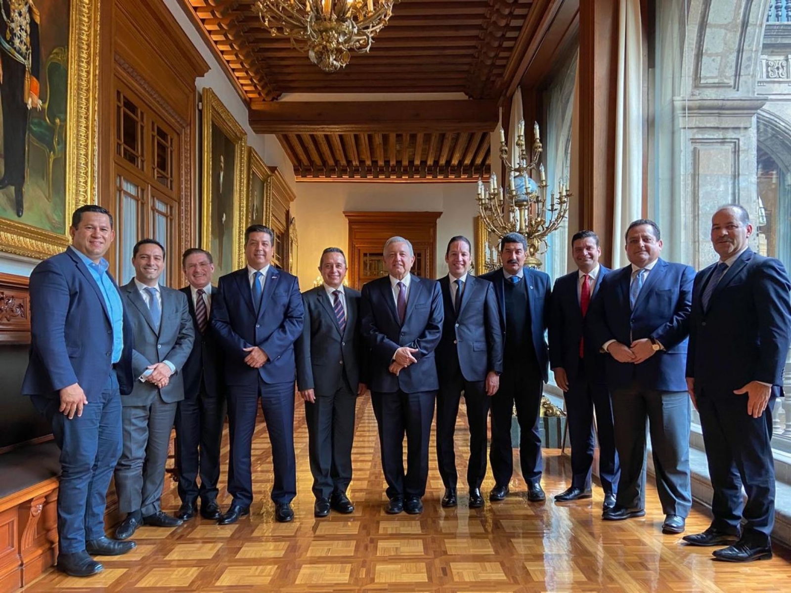 Los mandatarios estatales se comprometen a no intervenir en el proceso electoral