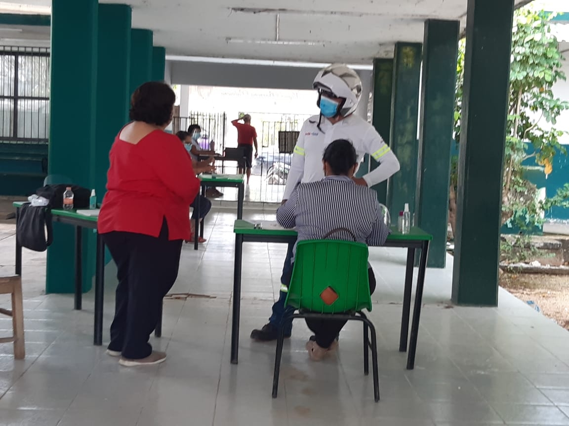 La jornada de arranque comprendió a los alumnos del primer grado en ambos turnos La jornada de arranque comprendió a los alumnos del primer grado en ambos turnos