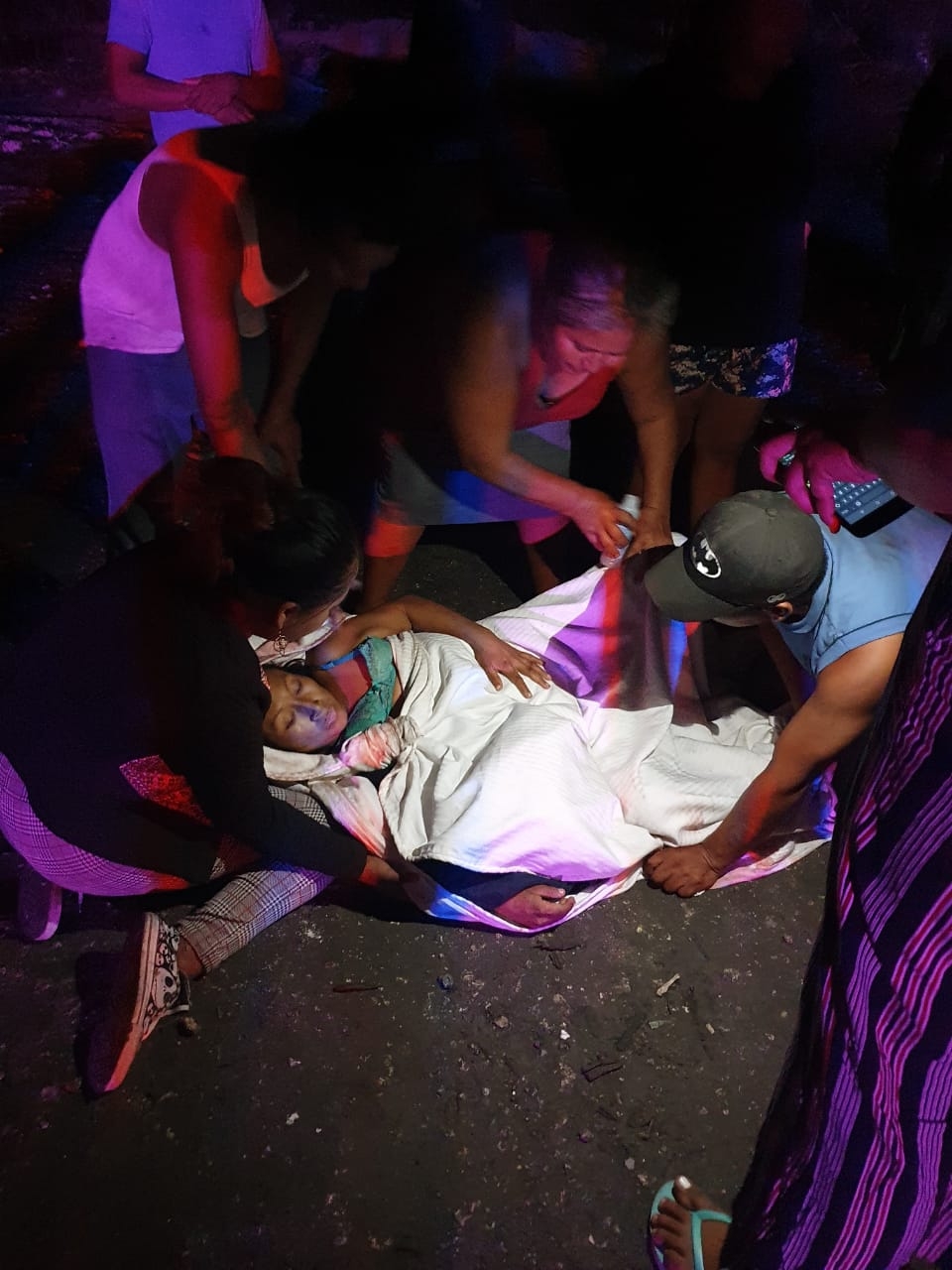 La mujer con su bebé fue trasladada en una “pecera” al Hospital General Jesús Kumate Rodríguez