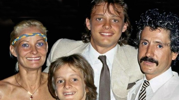 Mhoni Vidente dijo que Luisito Rey ahorcó a la madre de Luis Miguel