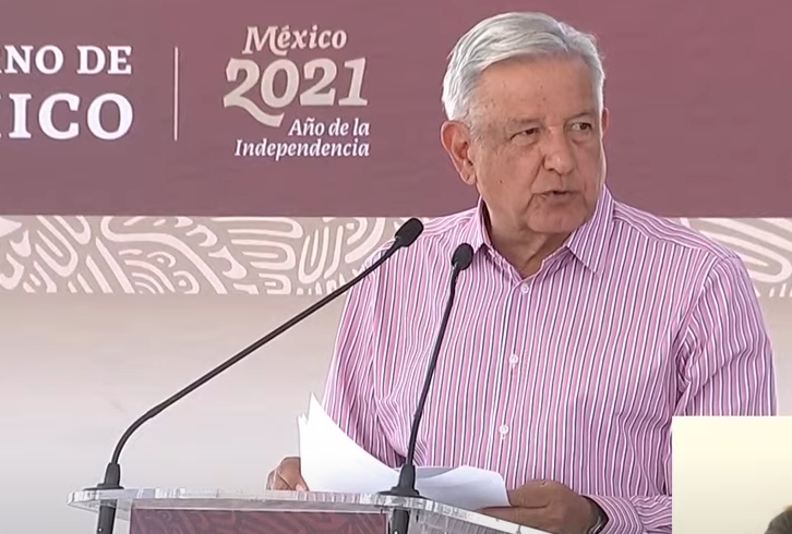 AMLO durante su conferencia de prensa