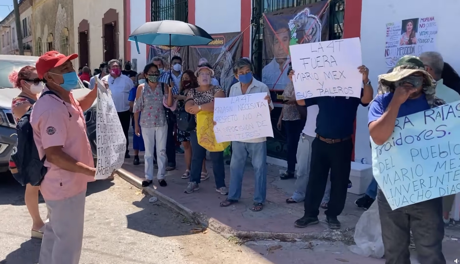 Los inconformes consideran que la senadora representa más de lo mismo Los inconformes consideran que la senadora representa más de lo mismo