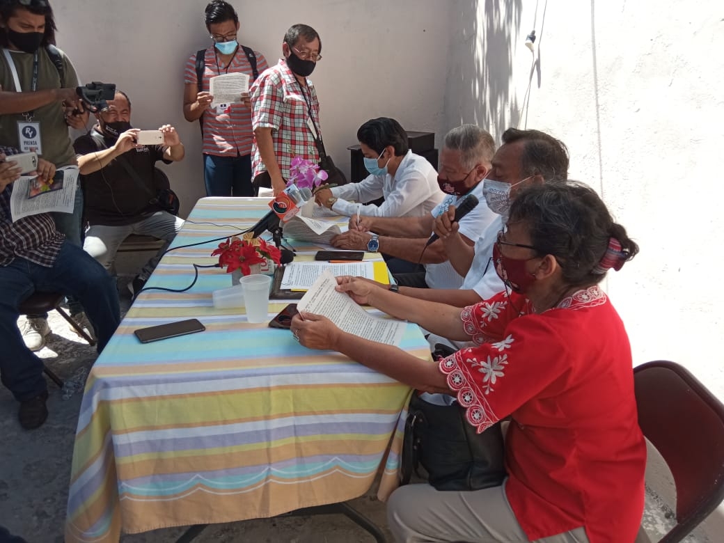 Asimismo, el abogado Villevaldo Pech Moo, demandó, además, la destitución inmediata del presidente estatal de Morena,