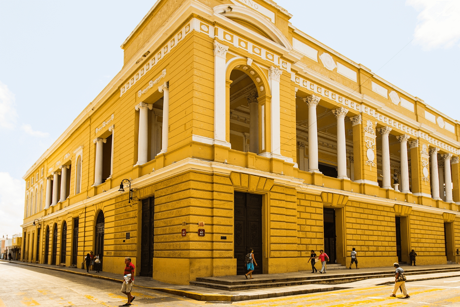 El Teatro Peón Contreras ha evolucionado a través de los años