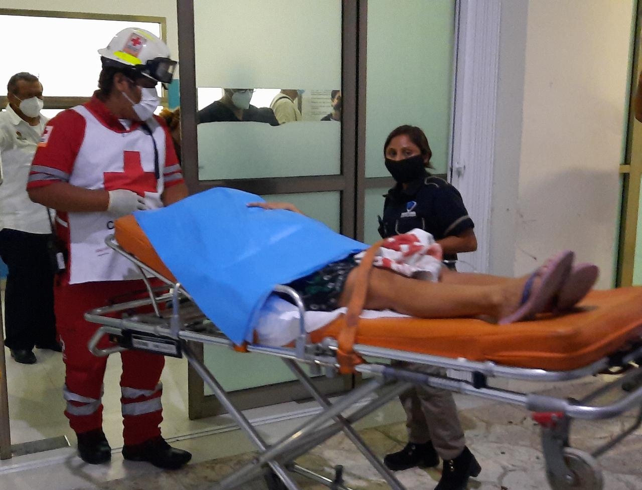 La mujer fue hospitalizada de emergencia