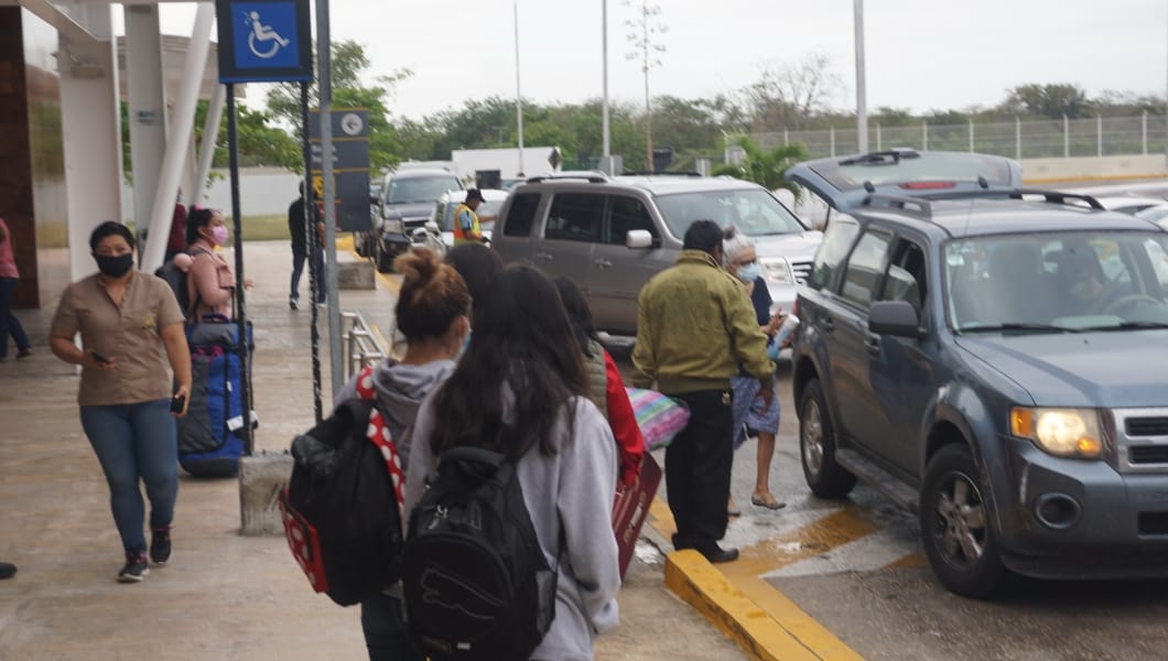 La afluencia de viajeros en la capital fue de 75 mil 61 personas en 2020, mientras que un año antes brindó 164 mil 924 servicios en llegadas y salidas La afluencia de viajeros en la capital fue de 75 mil 61 personas en 2020, mientras que un año antes brindó 164 mil 924 servicios en llegadas y salidas