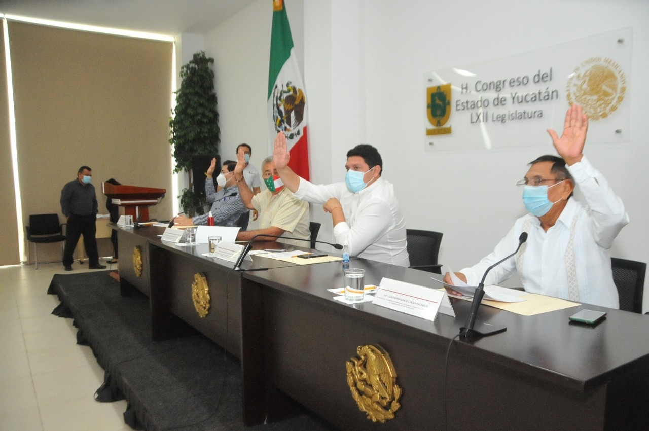 La Entidad está dividida en siete regiones que muestran una clara polarización