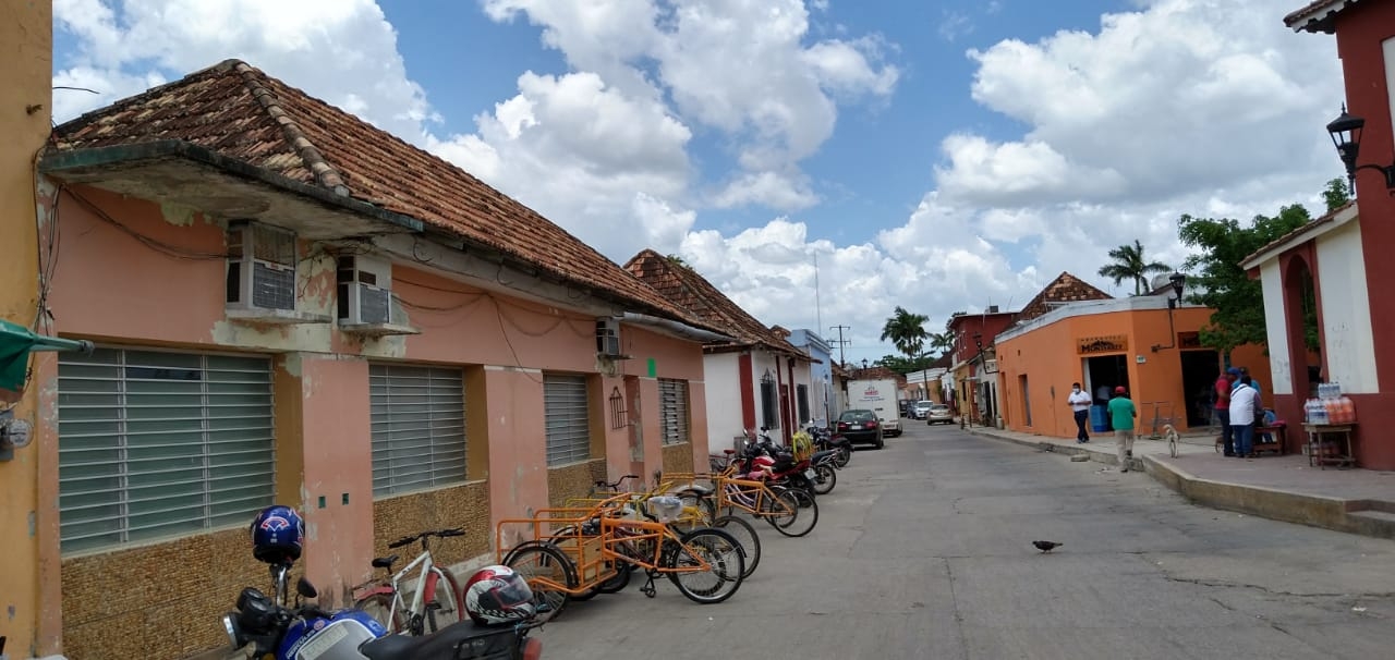 Parte de la historia del primer Pueblo Mágico de Campeche se acaba cada vez que cae un techo de las antiguas viviendas, así también se pone en riesgo el nombramiento Parte de la historia del primer Pueblo Mágico de Campeche se acaba cada vez que cae un techo de las antiguas viviendas, así también se pone en riesgo el nombramiento