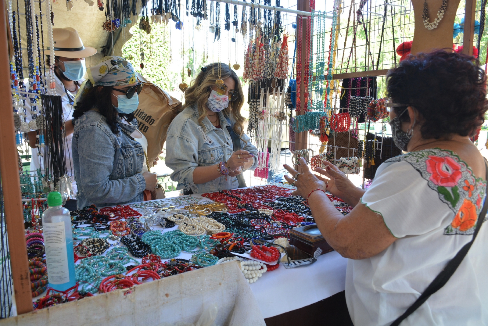 'Mérida en Domingo' junto la venta de artesanías y comida cambiará de sede