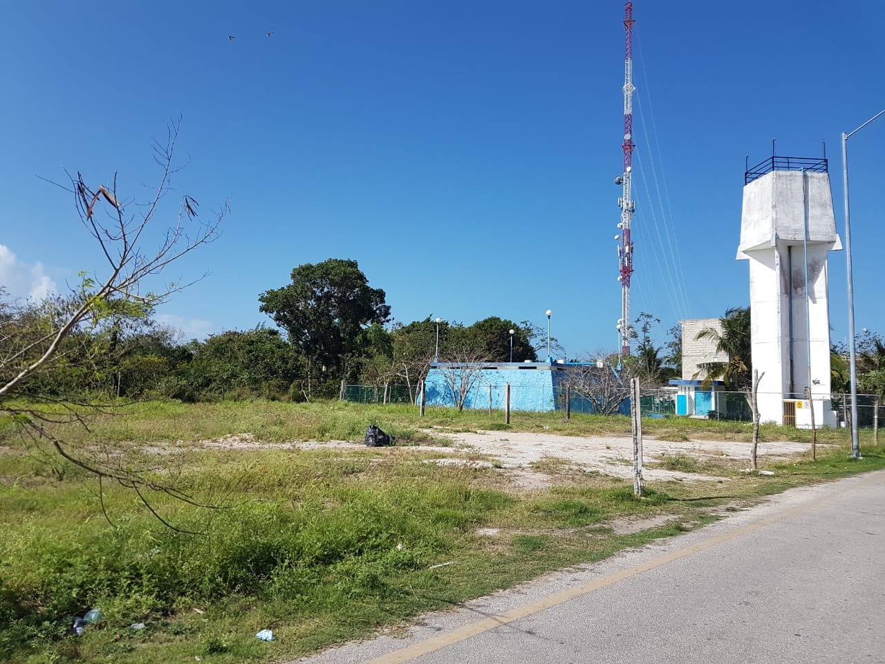Uno de los terrenos invadidos en Puerto Aventuras