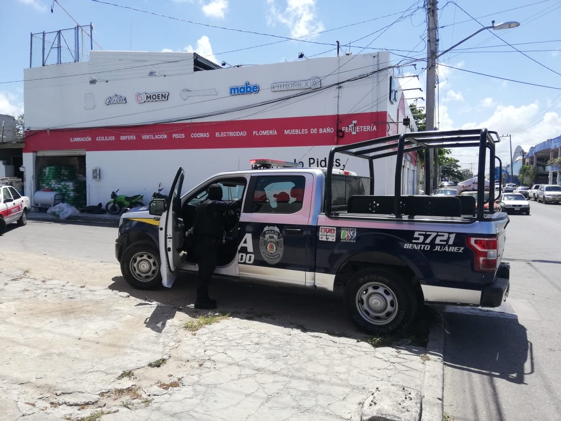 Al lugar de los hechos llegaron policías preventivos Al lugar de los hechos llegaron policías preventivos