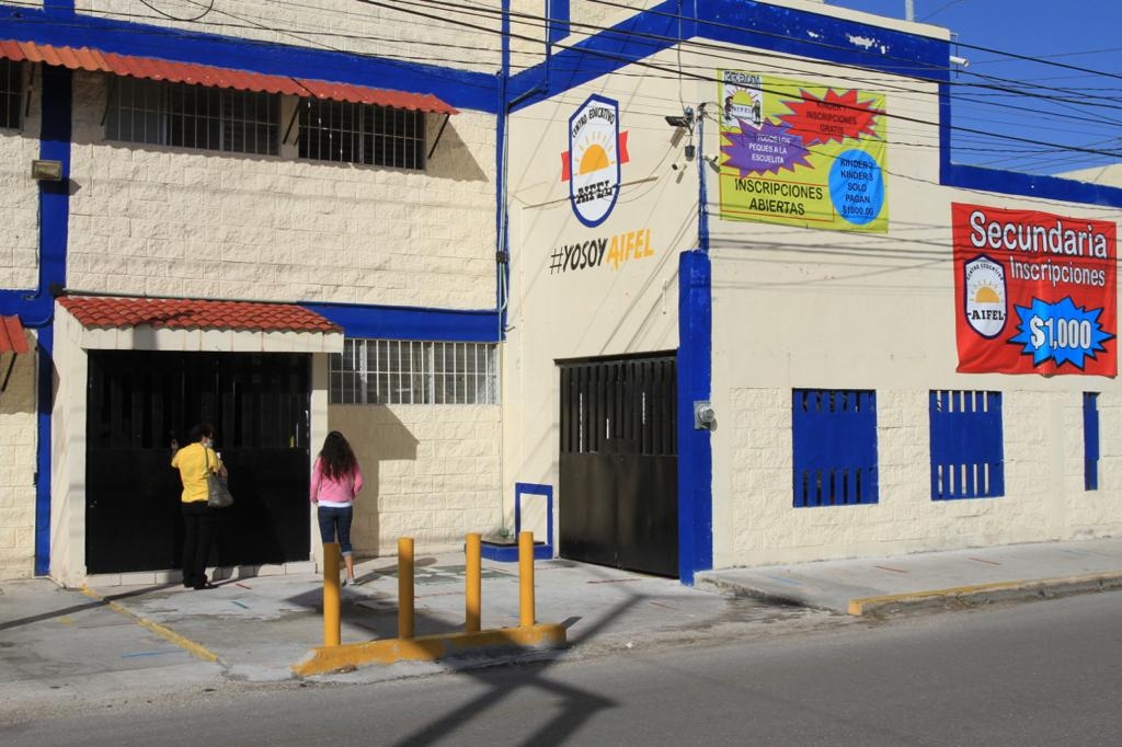 Este inmueble alberga este primer centro Este inmueble alberga este primer centro