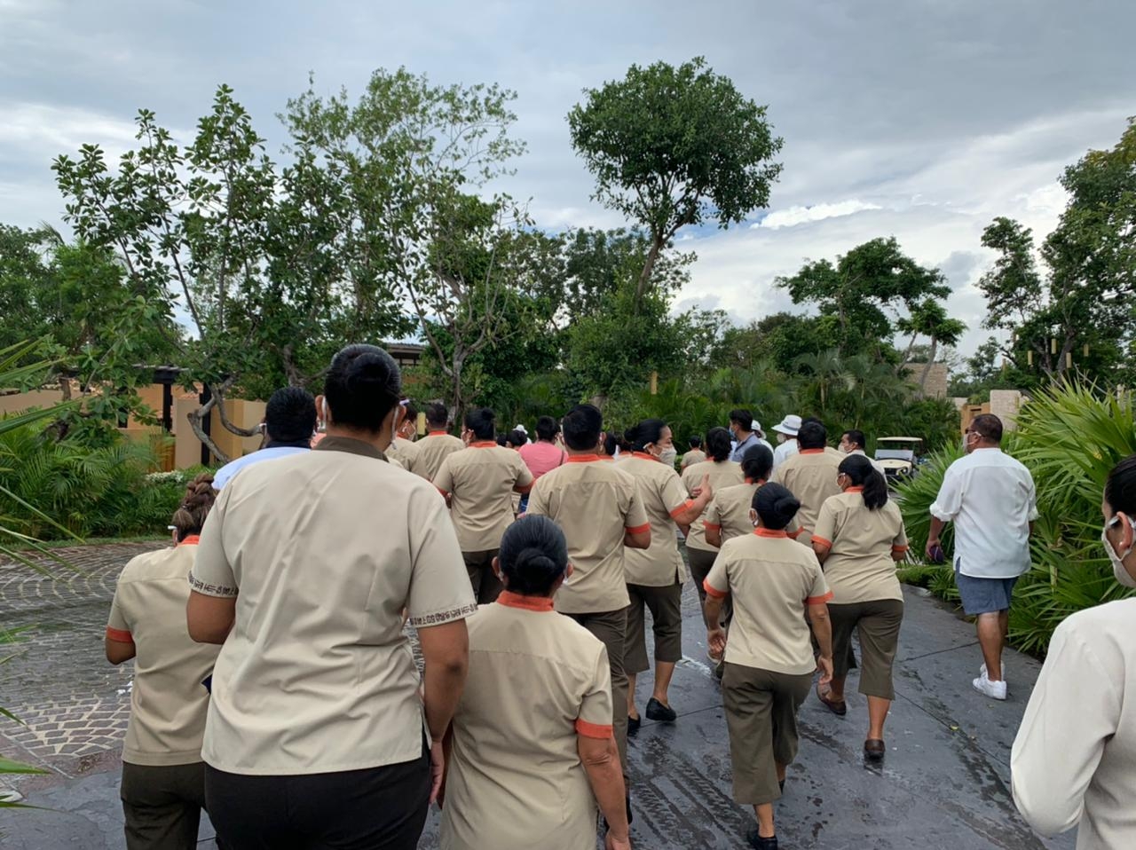 Trabajadores del Hotel Banyan Tree en Playa del Carmen protestan por abuso laboral