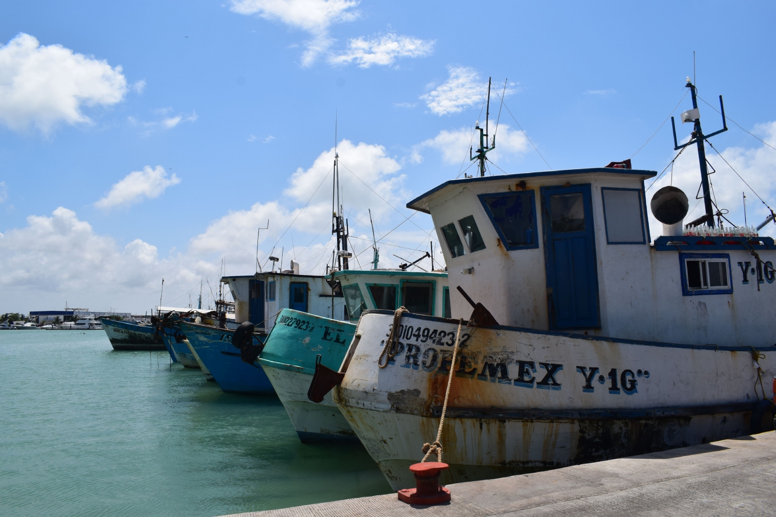 Algunos pescadores esperarán hasta el cinco de abril para hacerse a la mar