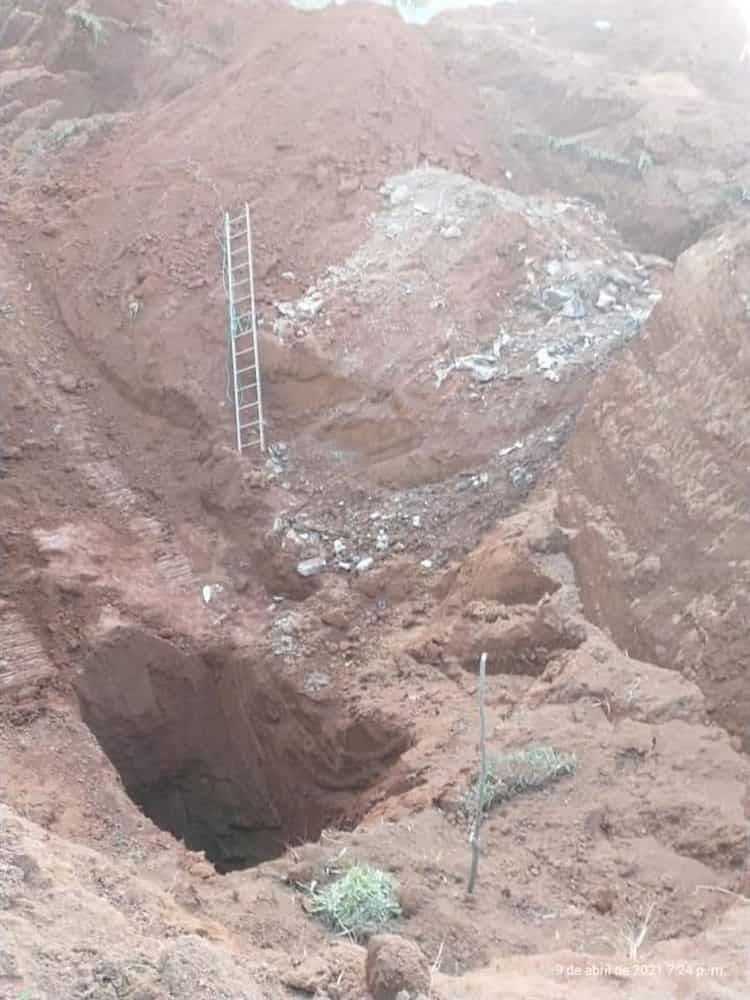 La FGE investiga el hallazgo de restos óseos localizados en el fondo de un pozo artesanal en Chiapas