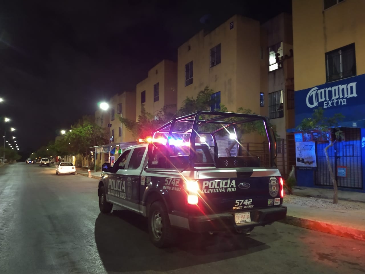 Testigos dicen que se trató de un asalto y otros refieren que intentaron matarlo