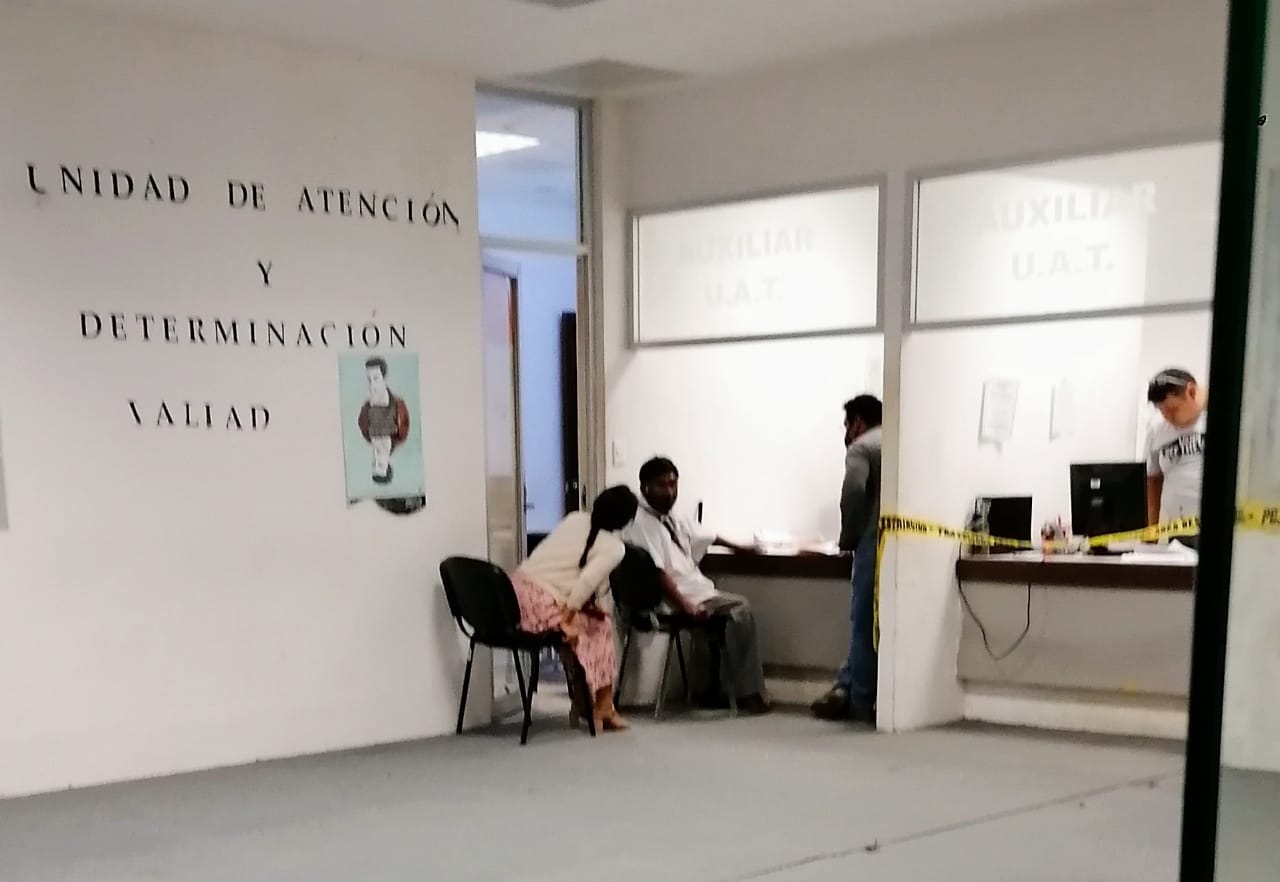 La víctima denunció ante la FGE que sorpresivamente el aspirante Cándido Kumul Maas, lo apretó fuertemente del cuello, al grado que lo hizo escupir sangre