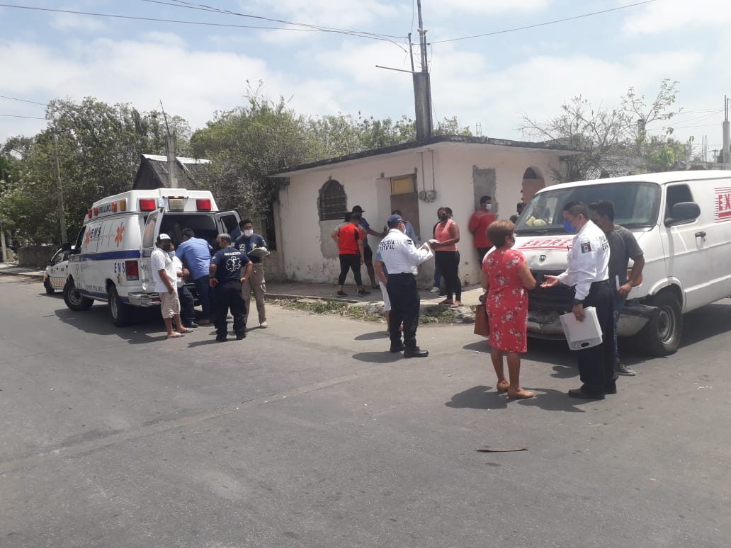 Los vehículos que participaron en la carambola vehicular quedaron en poder de sus propietarios para los fines correspondientes Los vehículos que participaron en la carambola vehicular quedaron en poder de sus propietarios para los fines correspondientes