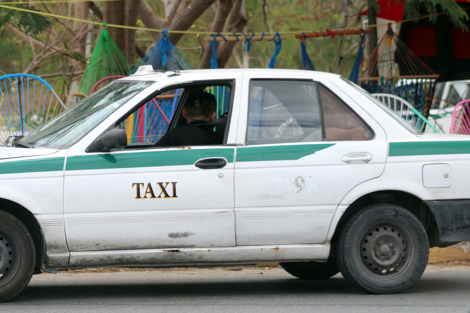 Dos mil taxis incumplen la Ley de Movilidad de Quintana Roo Dos mil taxis incumplen la Ley de Movilidad de Quintana Roo