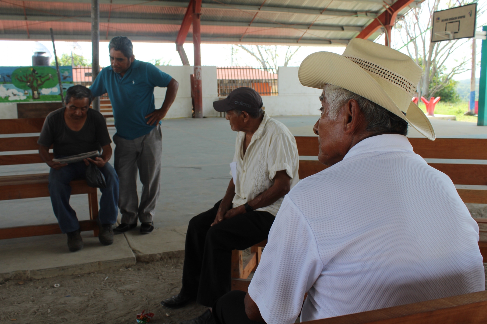 Acudir a Chetumal cuesta 300 pesos y no tienen el dinero para ir