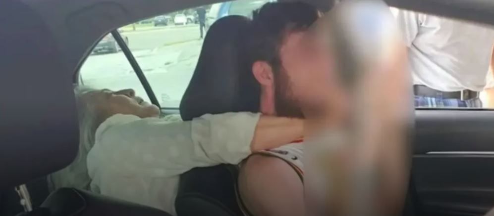 Una mujer en Florida golpeó a un conductor de Uber en Florida Una mujer en Florida golpeó a un conductor de Uber en Florida