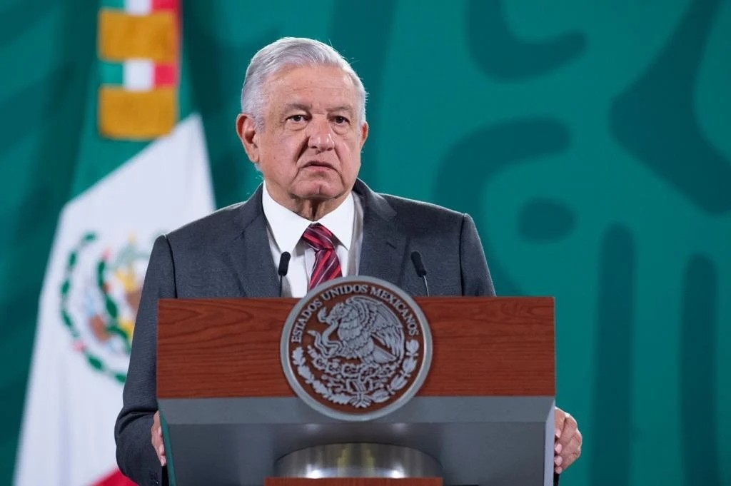 Durante su conferencia de prensa matutina, el mandatario federal, señaló que se logró terminar con la ambigüedad, garantizando las prestaciones que por ley corresponden y que se establecieran reglas que no existían