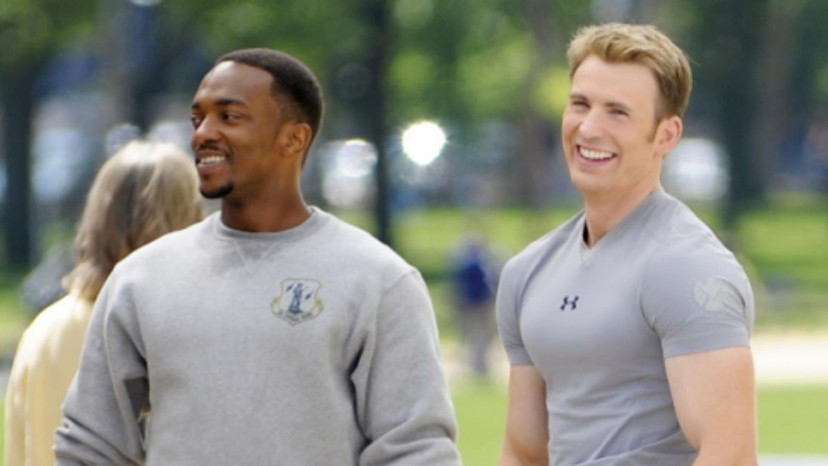 Sam Wilson y Steve Rogers Sam Wilson y Steve Rogers