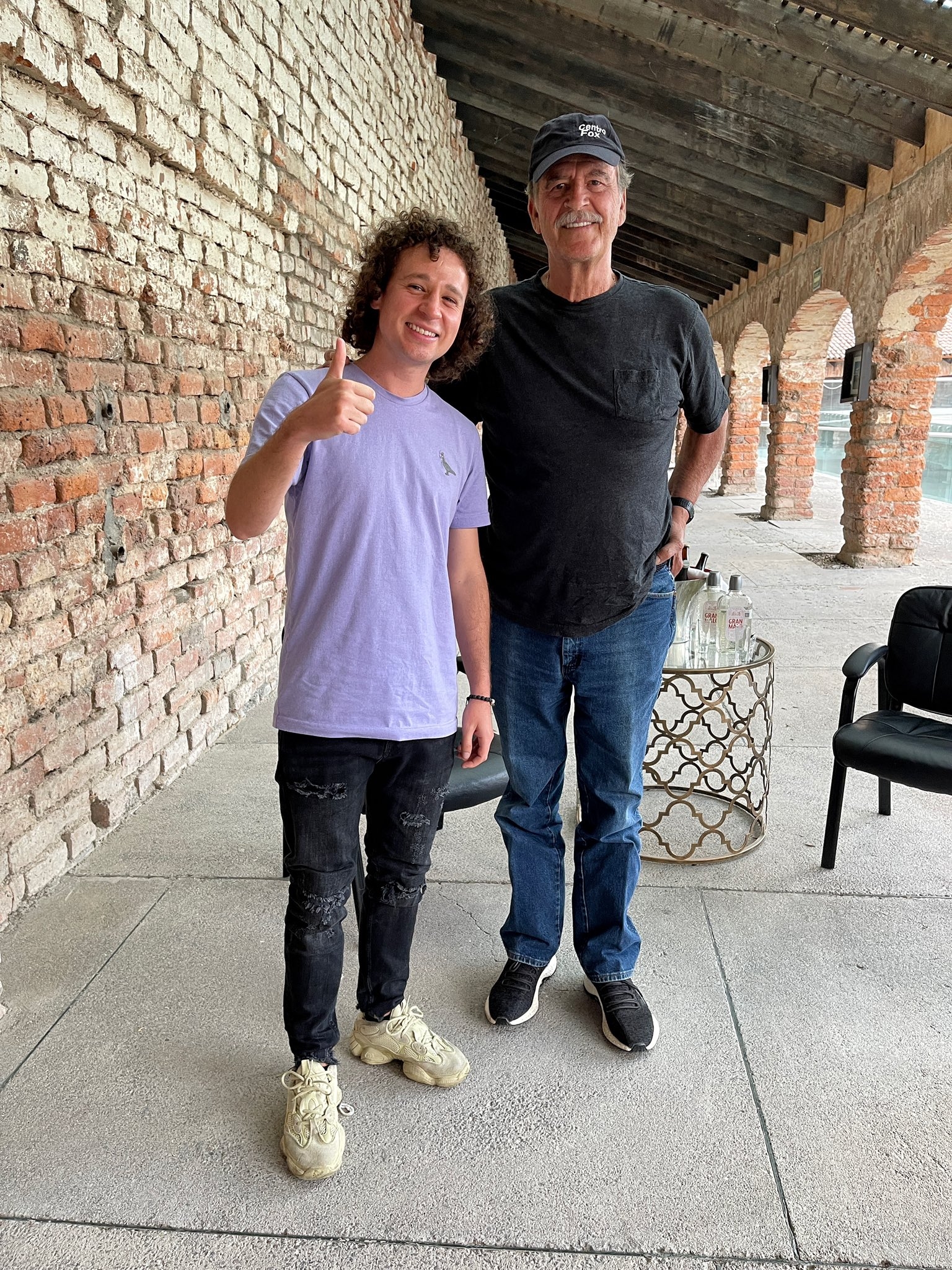 Luisito Comunica con Vicente Fox