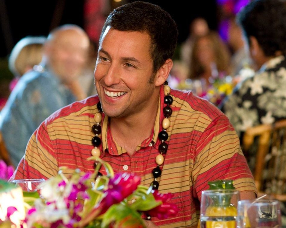 Mesera rechaza al actor y luego se arrepiente al ver que era Sandler