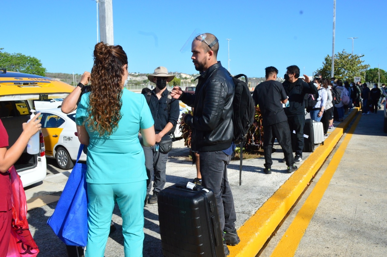 Llegan actores, productores, así como equipo de staff a la ciudad de Campeche