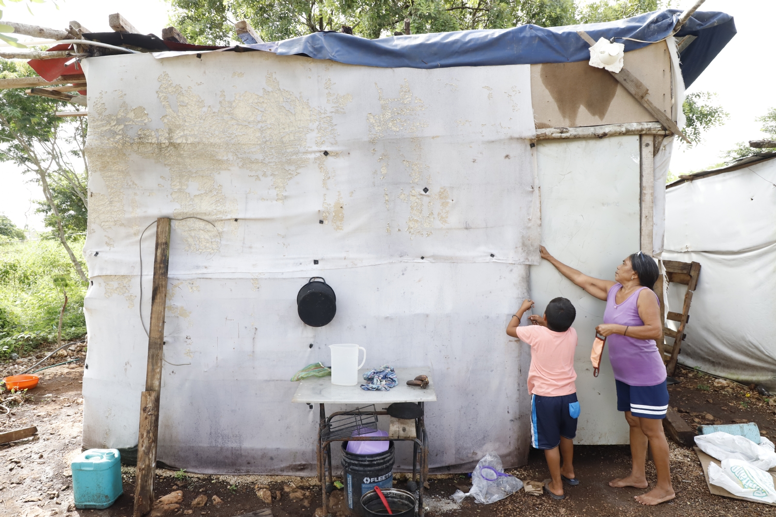 De las tres Entidades peninsulares Campeche y Yucatán registran un alto grado de marginación y medio de rezago social.