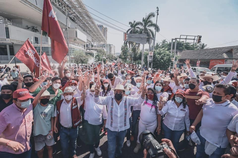 La marcha fue exclusivamente en contra del INE