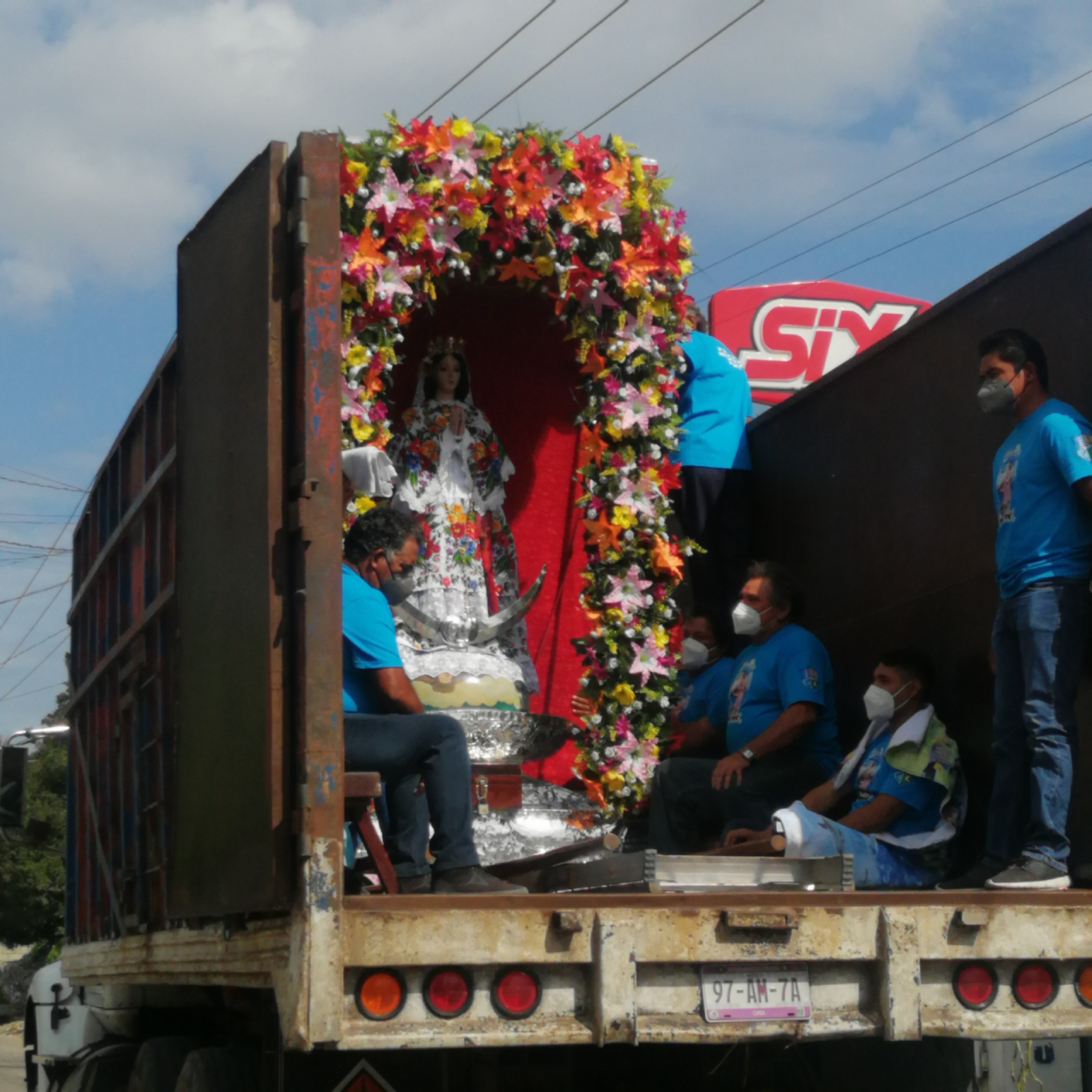La imagen de la virgen permanecerá en el puerto durante una semana
