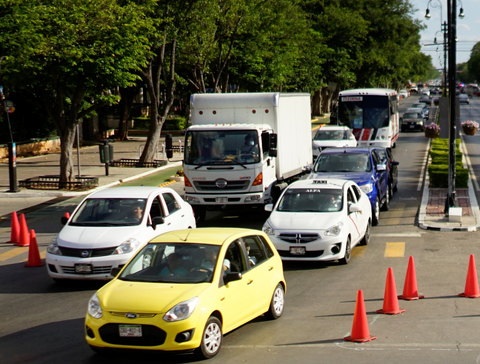 Mañana se discutirá en el Congreso la iniciativa que se aprobó, para que el costo de las placas vehiculares no sea mayor al precio de la lámina