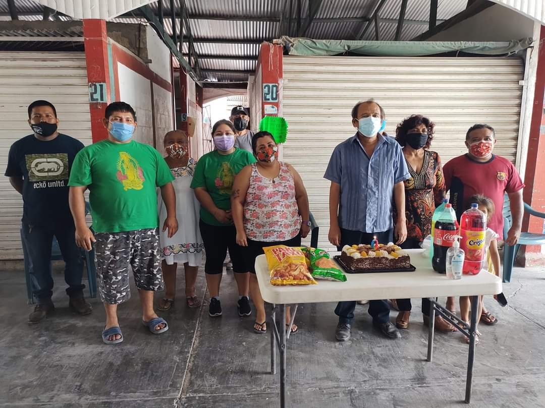 Sirve como un centro de abastos para la colonia del Bosque, Reforma, Isabel Tenorio, entre otras
