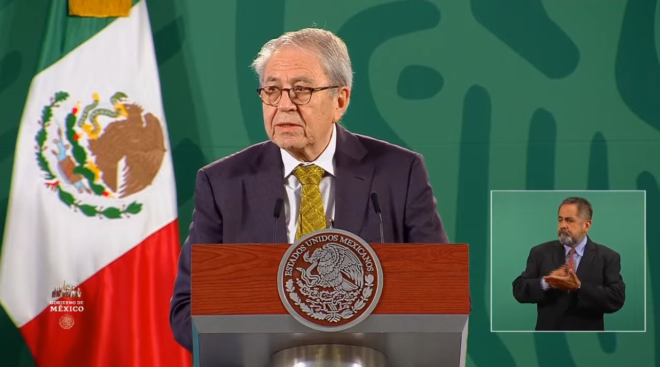 Jorge Alcocer destacó el trabajo del personal de salud Jorge Alcocer destacó el trabajo del personal de salud