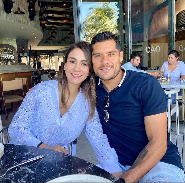 "Chuletita" Orozco felicita a su esposa Gabriela por cumpleaños 29 "Chuletita" Orozco felicita a su esposa Gabriela por cumpleaños 29