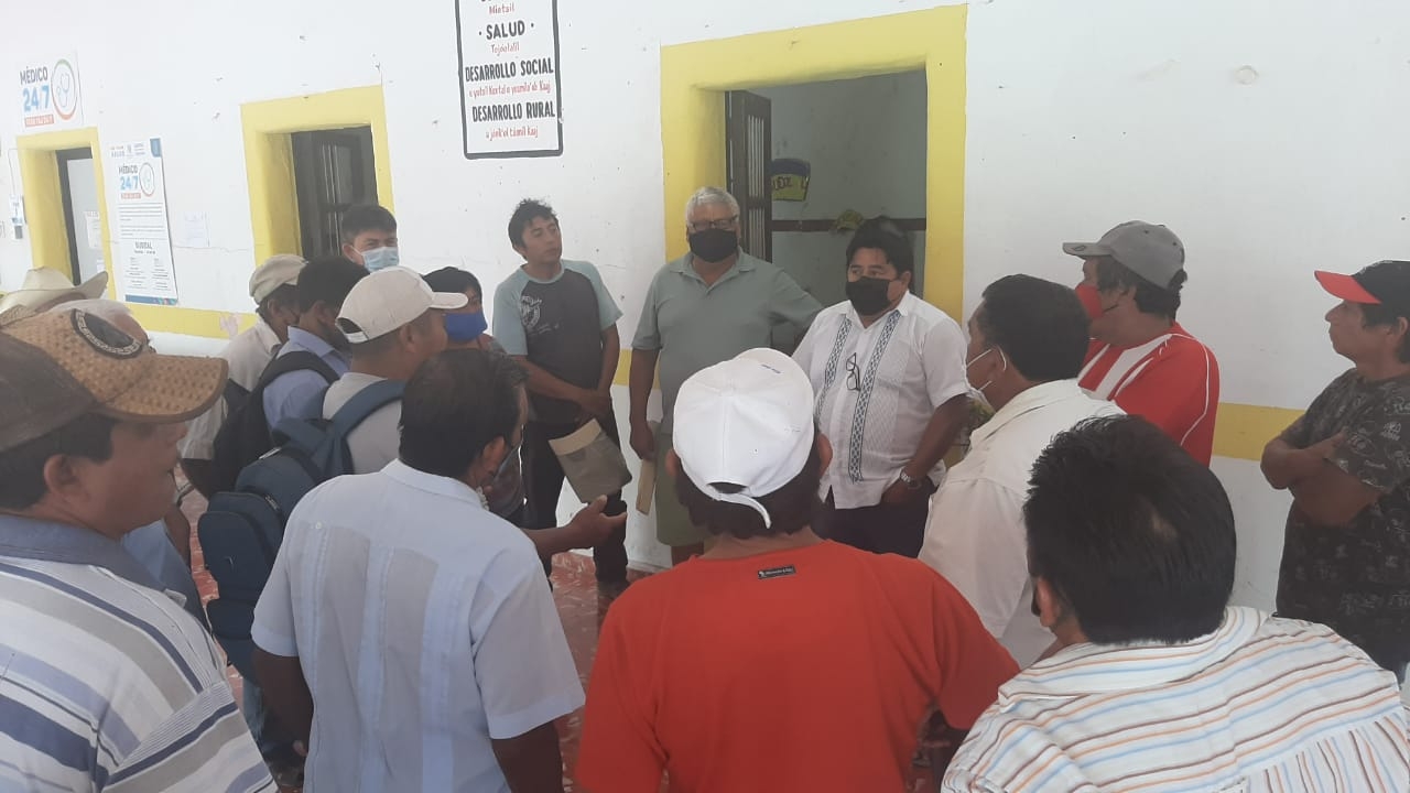 Los campesinos entablaron un diálogo con autoridades Los campesinos entablaron un diálogo con autoridades