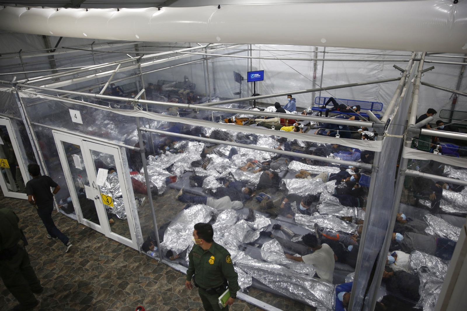 EU rompe récord de retención de niños migrantres