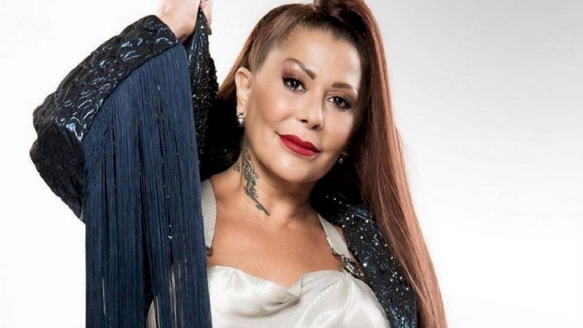 El día de ayer se dio a conocer que Alejandra Guzmán está contagiada de COVID-19, aunque la cantante reveló que se encuentra estable
